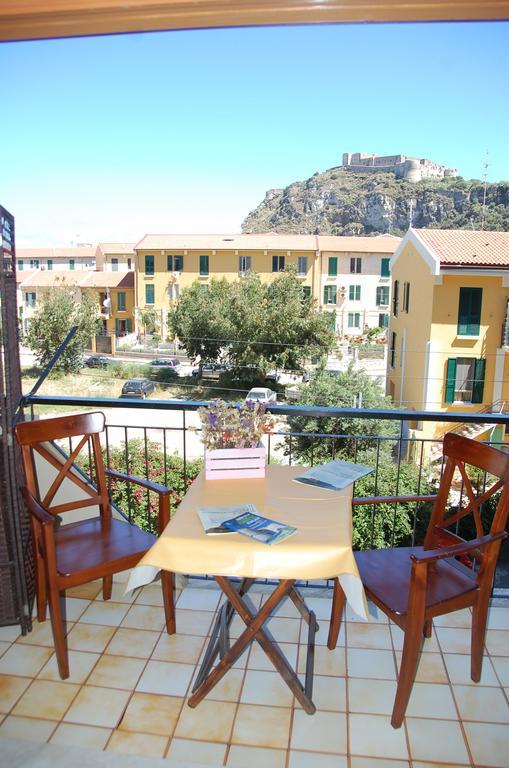 Castello Di Sotto Bed & Breakfast Milazzo Bagian luar foto